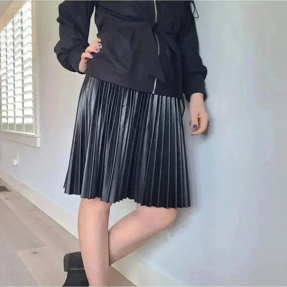 COPY - Black Belted coat puff Sleeves - Picture 6 of 13